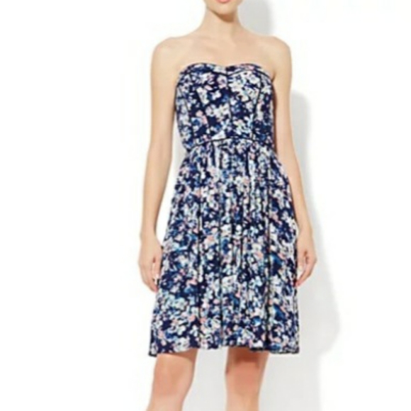Navy floral dress - Picture 1 of 6